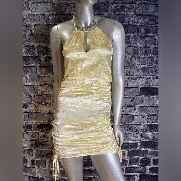 Yellow Satin Brocade Mini Bodycon Summer Dress - Picture 11 of 16